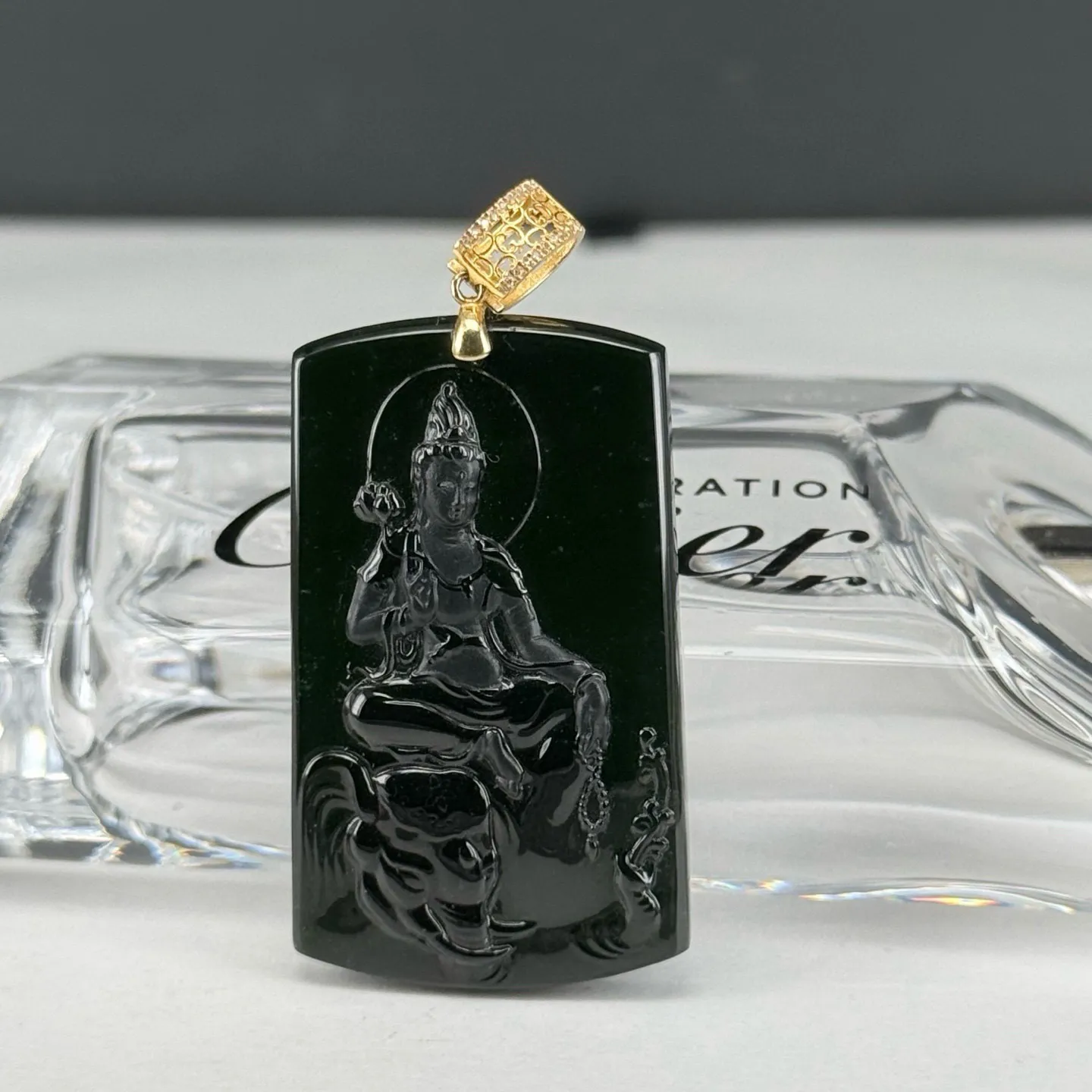 精品18k墨翠普贤菩萨 种好色正 黑度极好 打灯通透 油性十足 尺寸42.5