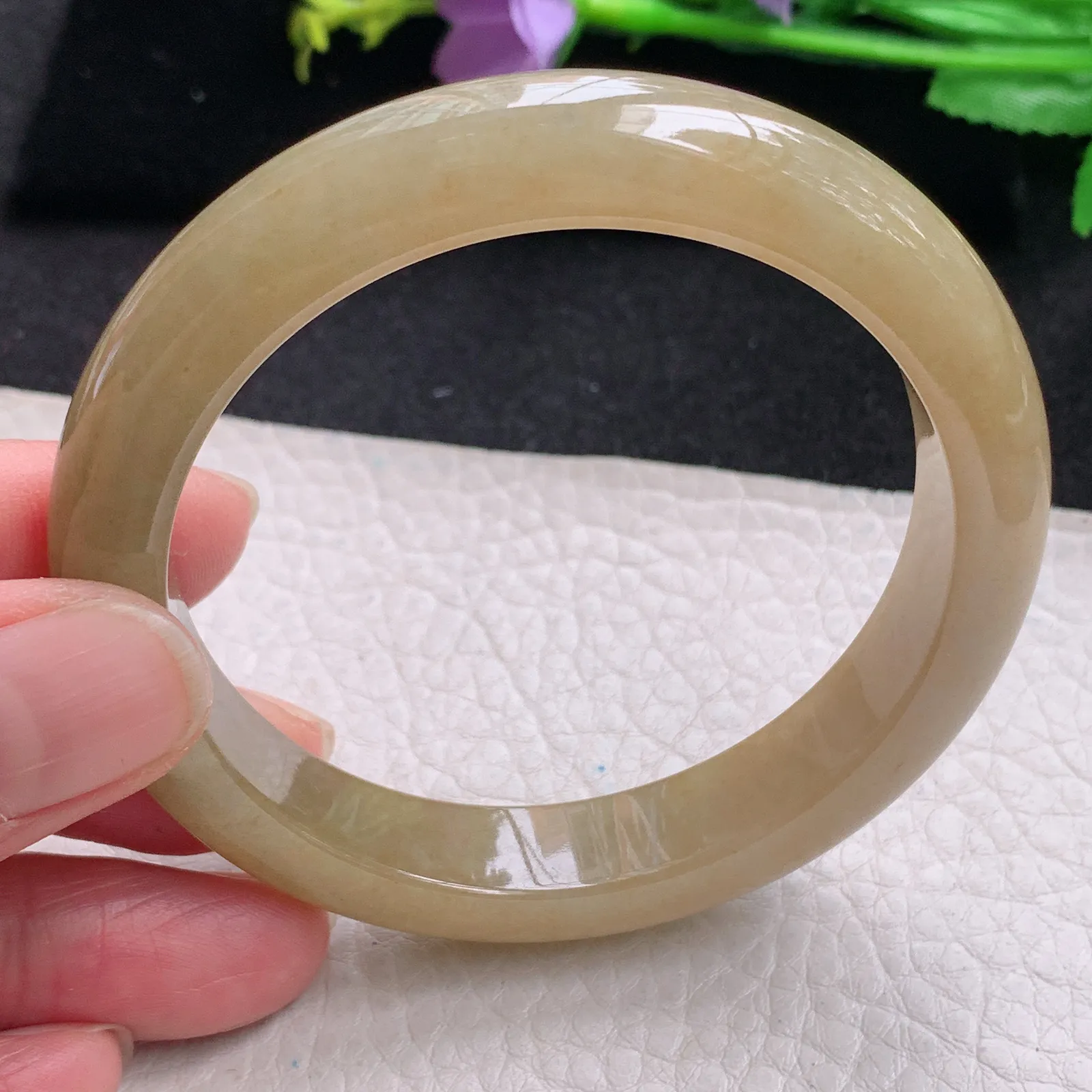 z自然光56*11.5*8.3招财镯 缅甸翡翠玉手镯冰黄宽边玉手环 美人镯