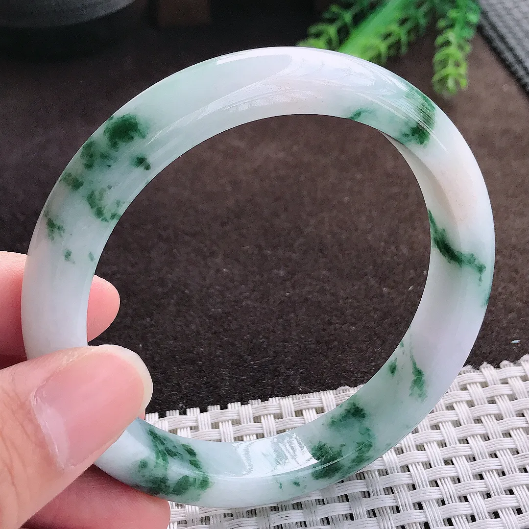 天然a货翡翠62.5/12.3/8.8老坑精美温润大圈口飘花手镯宽边翡翠玉手镯