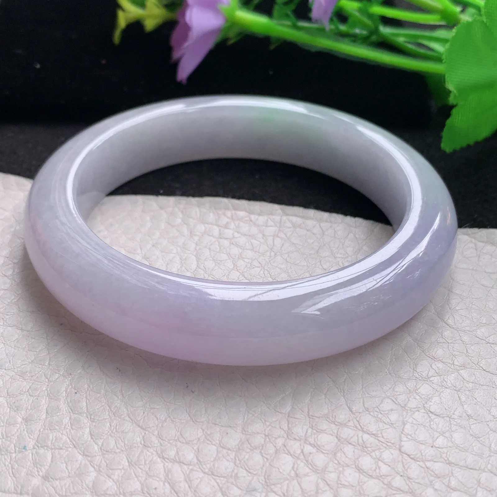 xc自然光56.8*13.6*7.4平安镯 缅甸翡翠玉手镯春带彩甜美宽边玉手环