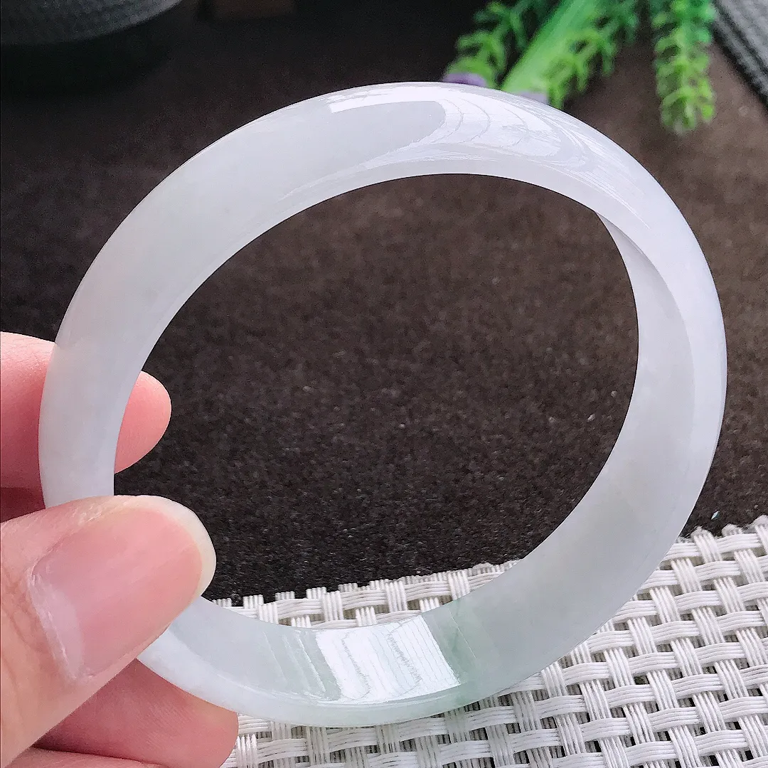 天然a货翡翠62.5/15/6老坑冰胶果冻飘花大圈口手镯宽边翡翠玉手镯