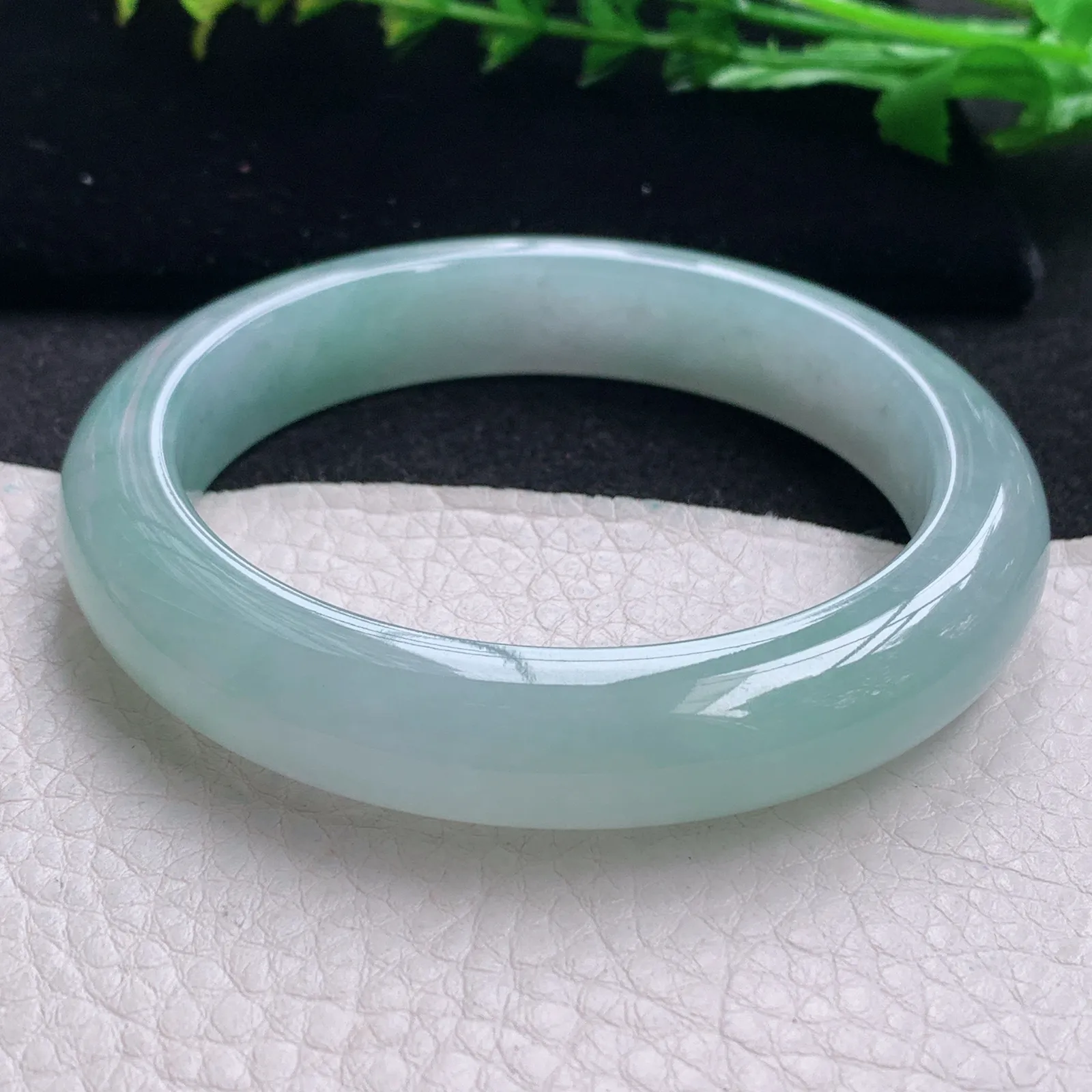 xh 大圈口60*12.5*9.2平安镯 缅甸翡翠玉手镯冰晴水灵宽边玉手环