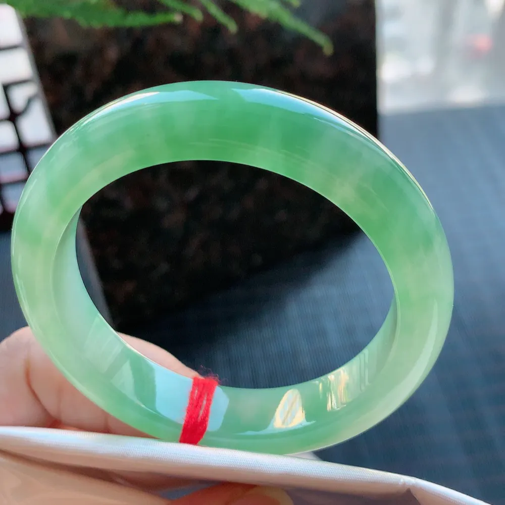 正圈高冰绿 无瑕 尺寸:55.1/12.5/8.5 种色俱佳🥰🥰