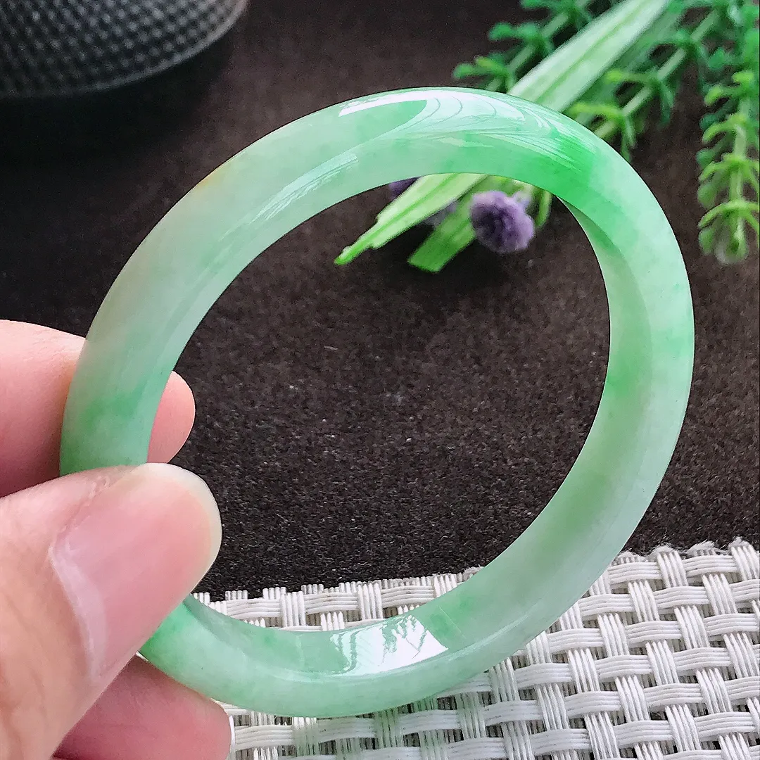 天然a货翡翠50.5/9.3/6.3老坑冰润飘阳绿手镯小圈口宽边翡翠玉手镯