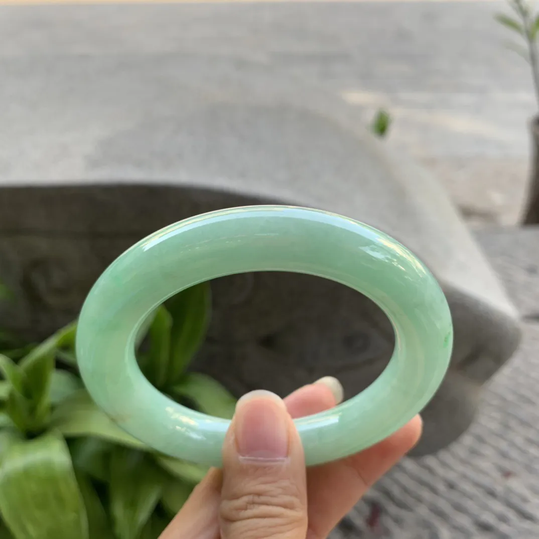 圈口 56-11.5【满绿洒金圆条手镯】圆条56 57可戴