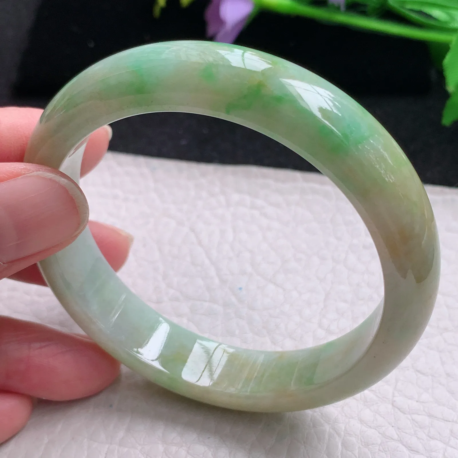 xx自然光57*13*7.5平安镯 缅甸翡翠玉手镯黄加绿高雅宽边玉手环