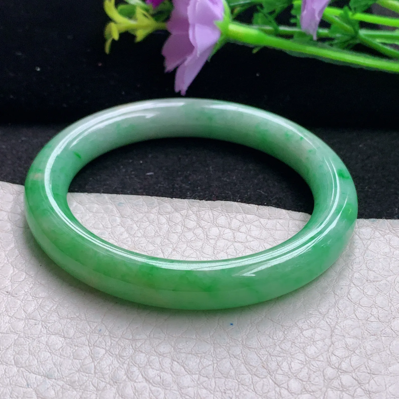 xc小圈口52.3*9.2*8.6美人镯 缅甸翡翠玉手镯辣圆条玉手环