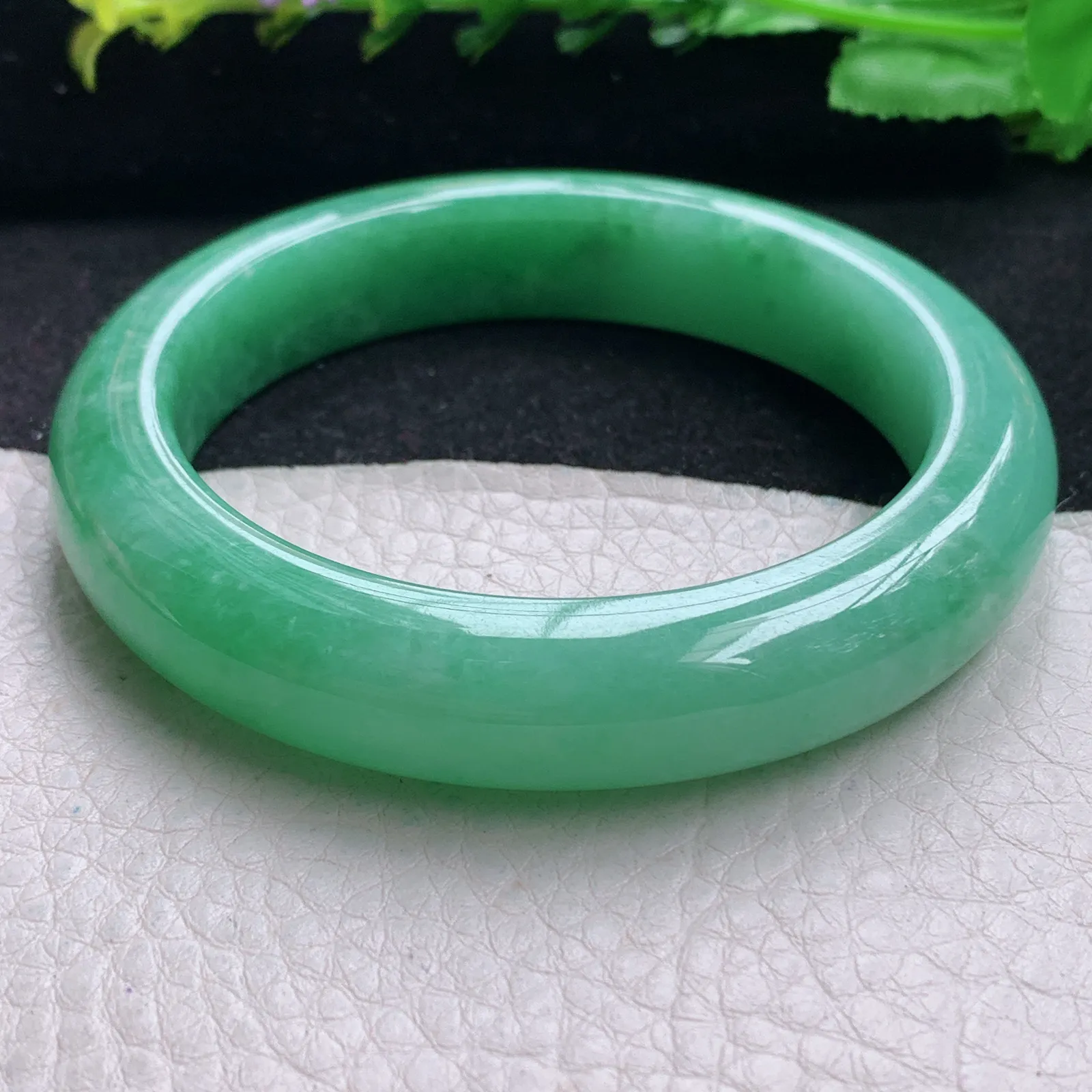 yh自然光57*12.6*9.8平安镯 缅甸翡翠玉手镯满绿厚装玉手环