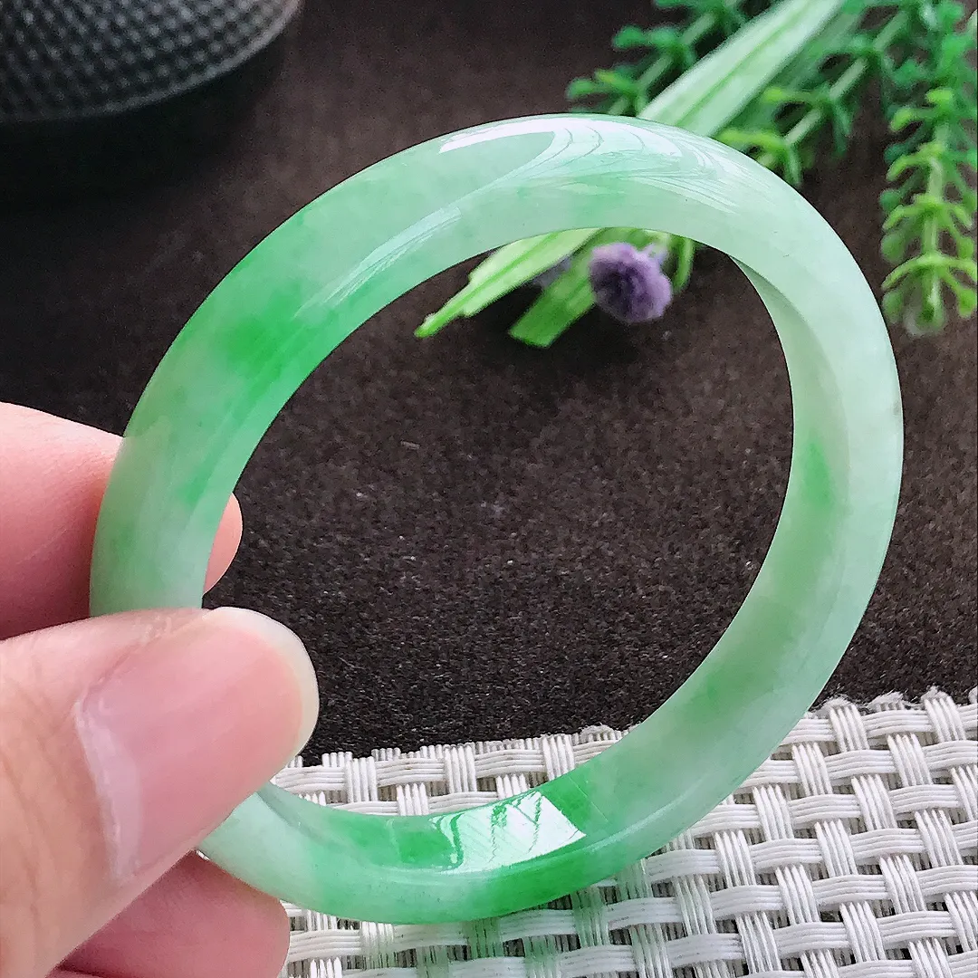 天然a货翡翠50.5/9.3/6.3老坑冰润飘阳绿手镯小圈口宽边翡翠玉手镯