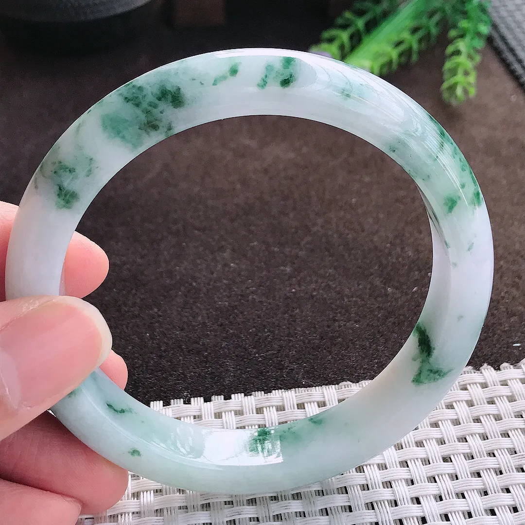 天然a货翡翠62.5/12.3/8.8老坑精美温润大圈口飘花手镯宽边翡翠玉手镯