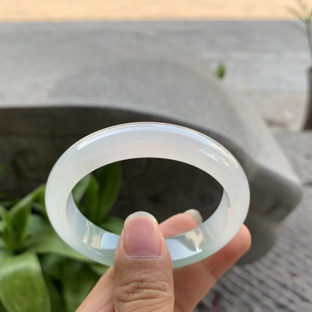 小圈口 52-45.7-12.3-7.4【冰种甜绿贵妃手镯】贵妃52 53可戴