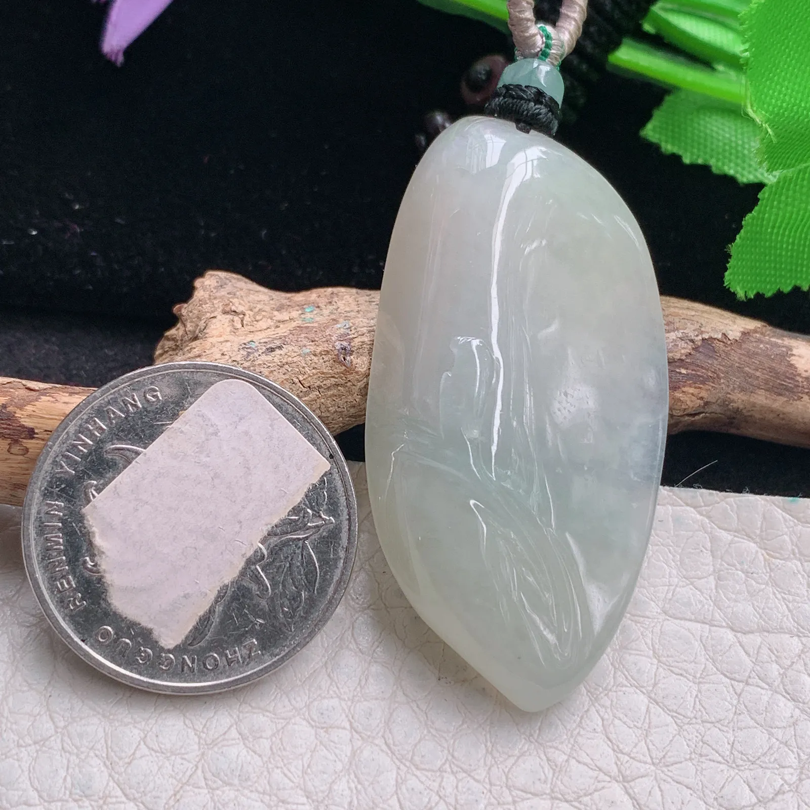 mut自然光46.8*23.5*9.5缅甸翡翠a货冰黄悟道玉吊坠 玉挂件