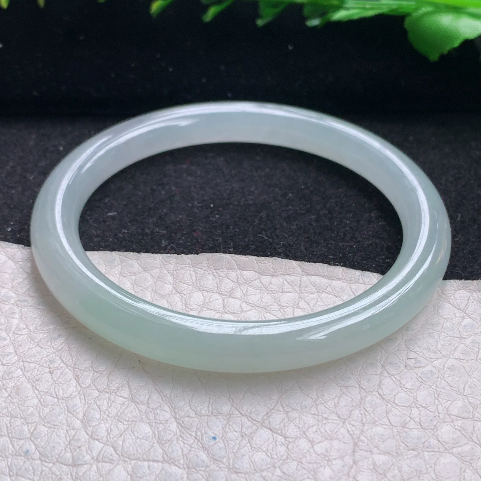 yh小圈口52*6.3*7.3叮当镯镯 缅甸翡翠玉手镯晴美水灵圆条美人镯