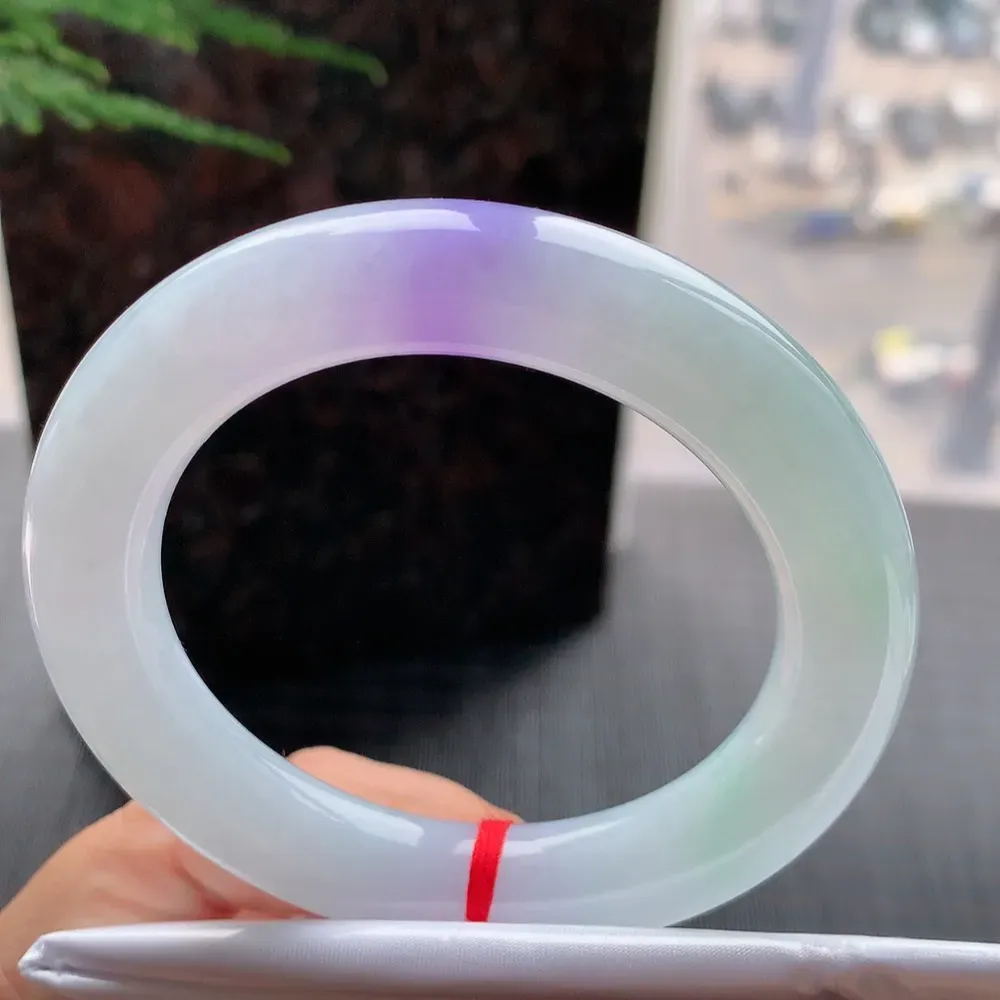 圆条冰春彩 无瑕 尺寸:56.4/11.9 种色兼备