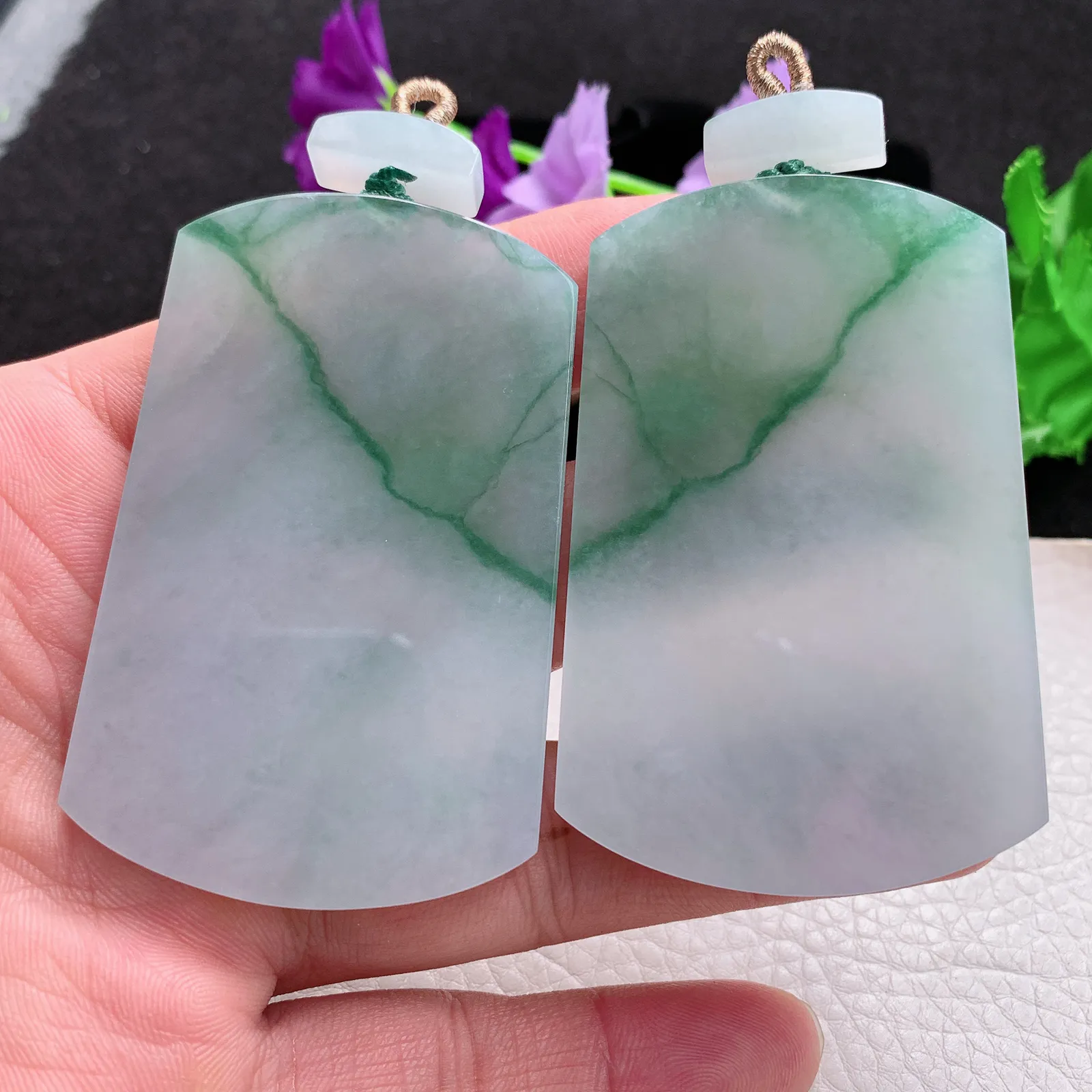 zzx自然光66*43*5.8特色天然缅甸翡翠冰飘花爱心无事牌玉吊坠 玉挂件一对