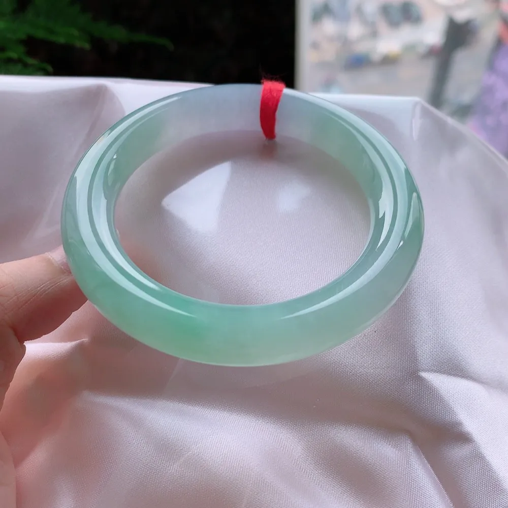 圆条高冰春彩 无瑕 尺寸:56.1/10.7/11 种色俱佳