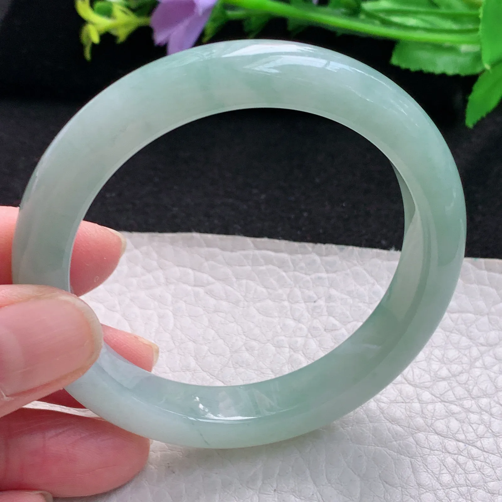 js自然光55.5*10.7*8平安镯 缅甸翡翠玉手镯冰飘花秀气宽边玉手环