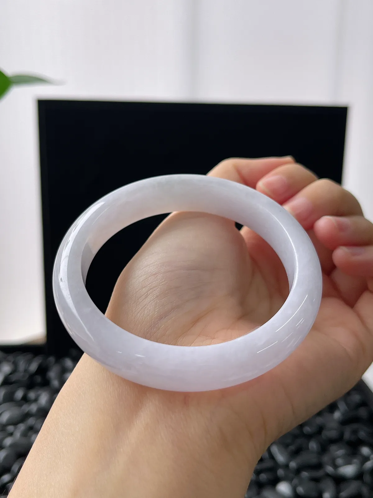 正圈55.9圈口，翡翠糯化种紫色手镯