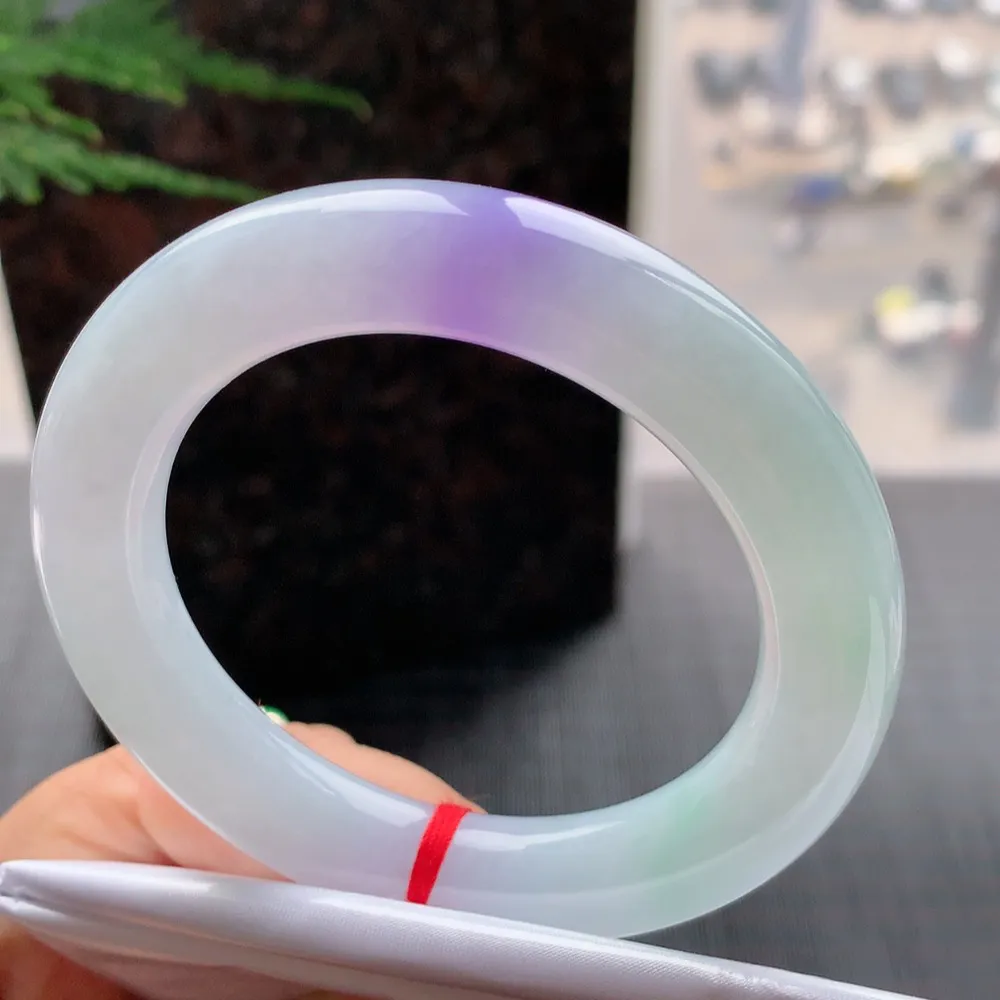 圆条冰春彩 无瑕 尺寸:56.4/11.9 种色兼备