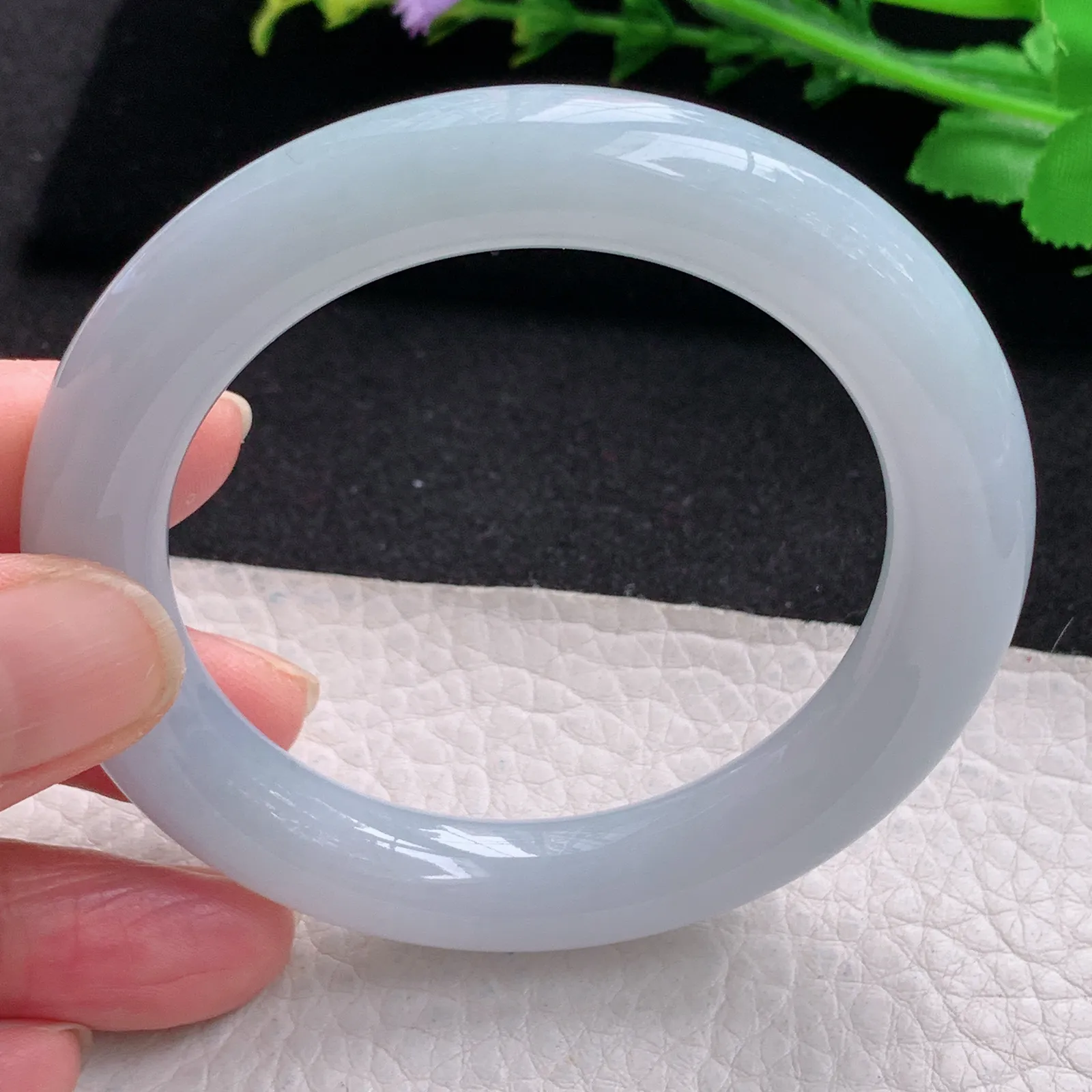 xc自然光53.8*10.8*10.5叮当镯 缅甸翡翠玉手镯白月光圆条玉手环 美人镯