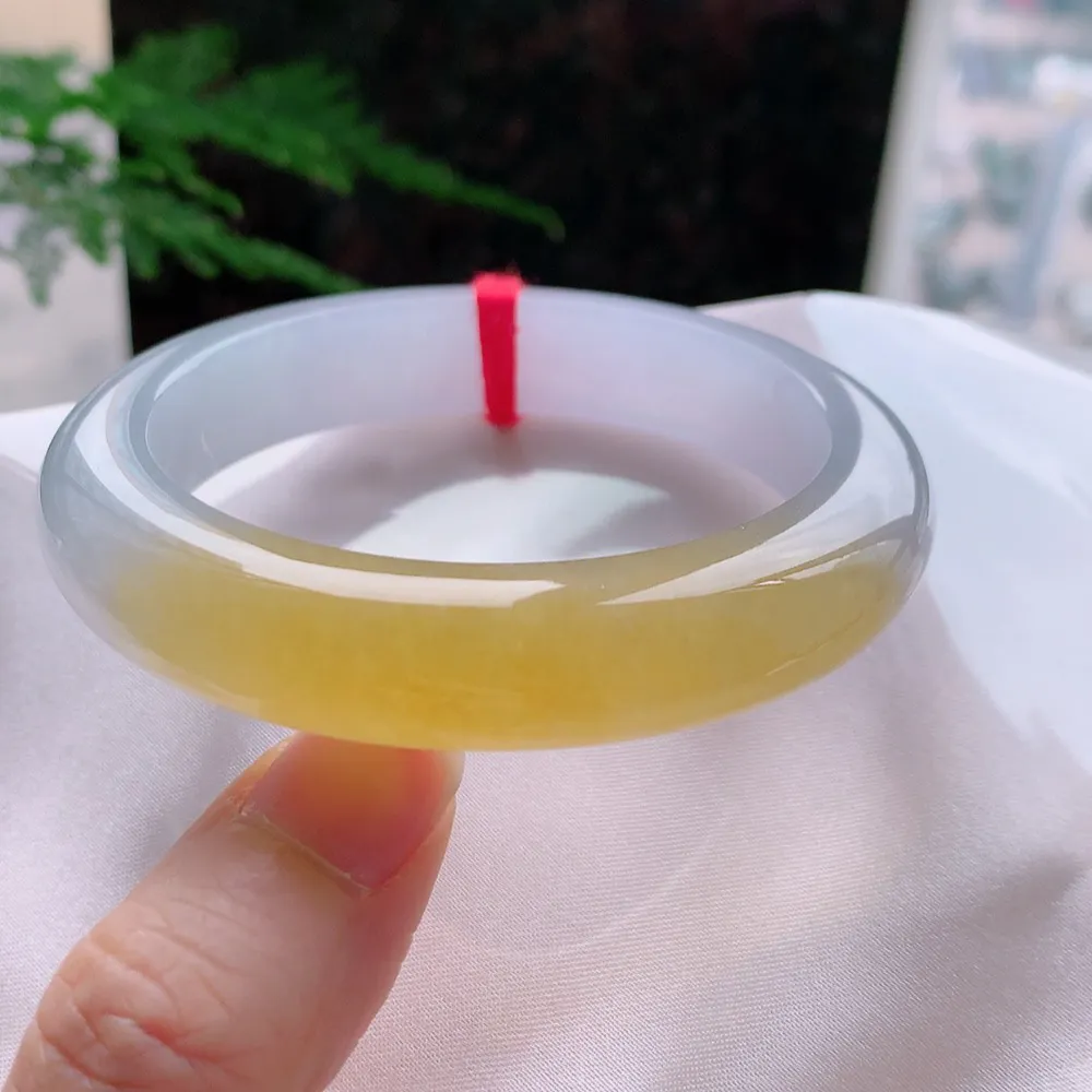 正圈高冰黄翡 无瑕 尺寸:56.2/12.6/9.6 种色俱佳