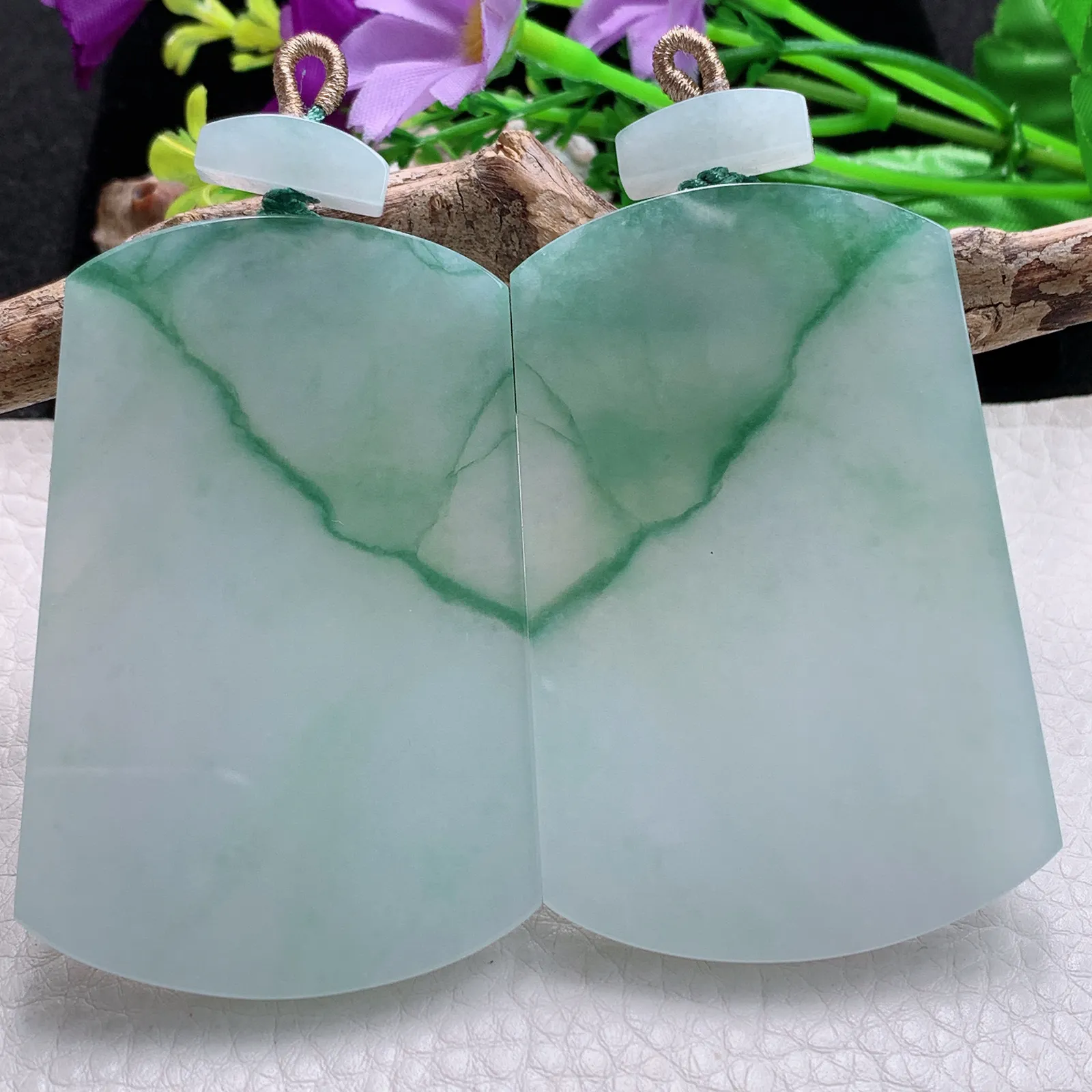 zzx自然光66*43*5.8特色天然缅甸翡翠冰飘花爱心无事牌玉吊坠 玉挂件一对