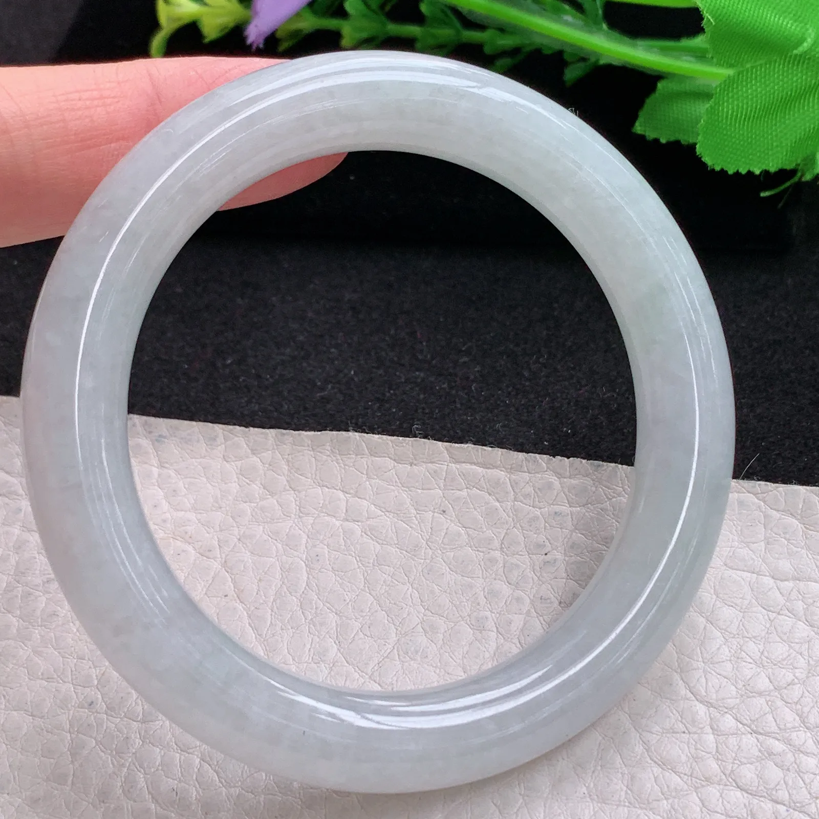 xc自然光56*10.3*10美人镯 缅甸翡翠玉手镯白月光纯美圆条玉手环 美人镯