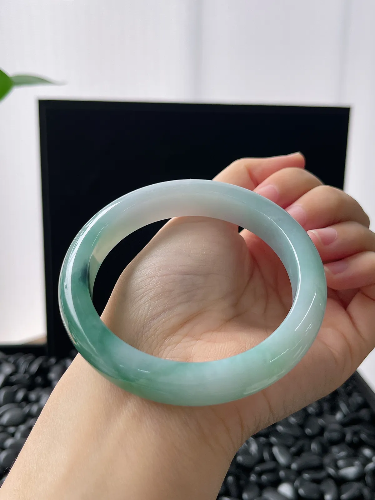 正圈58.4圈口，翡翠冰糯种飘花手镯