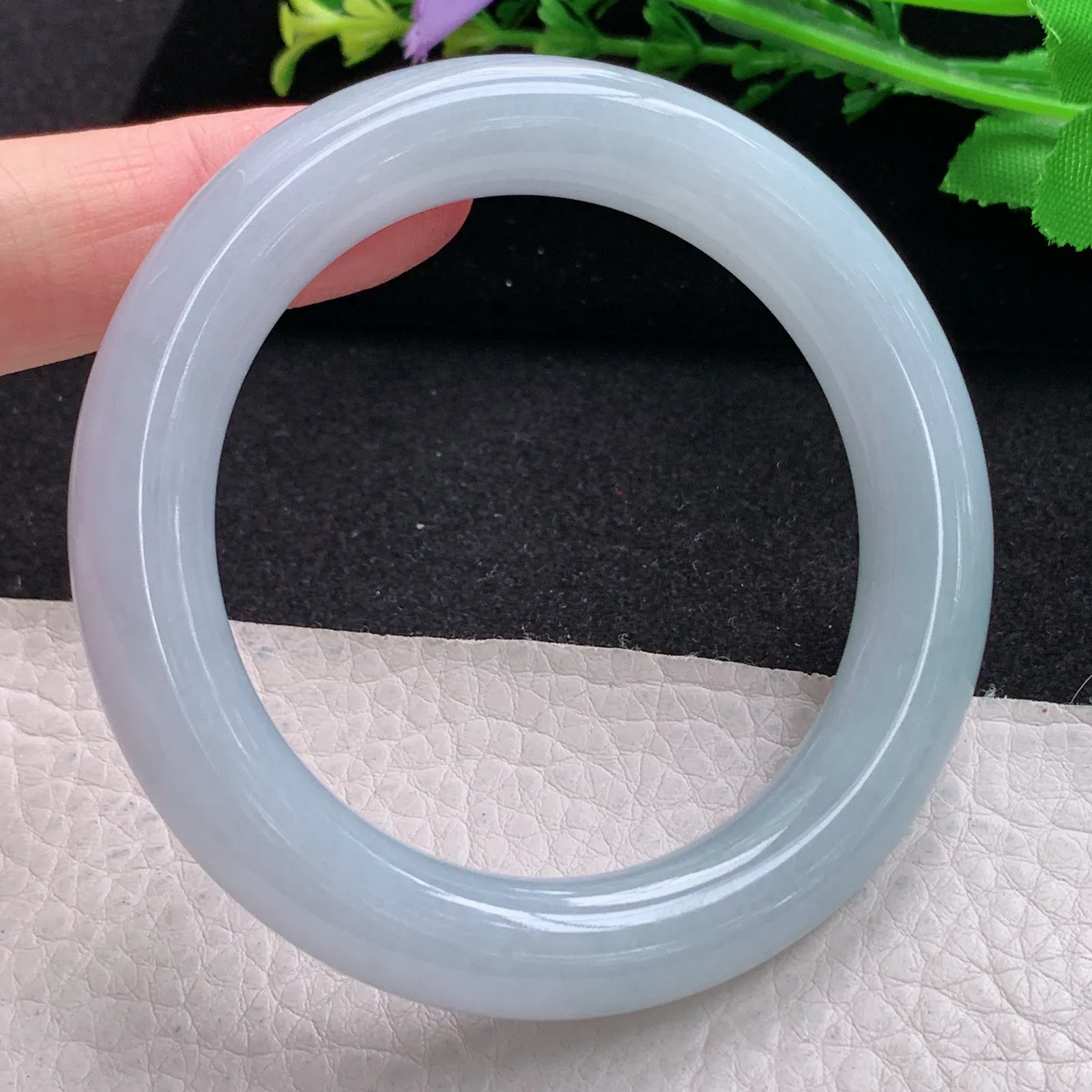 xc自然光53.8*10.8*10.5叮当镯 缅甸翡翠玉手镯白月光圆条玉手环 美人镯