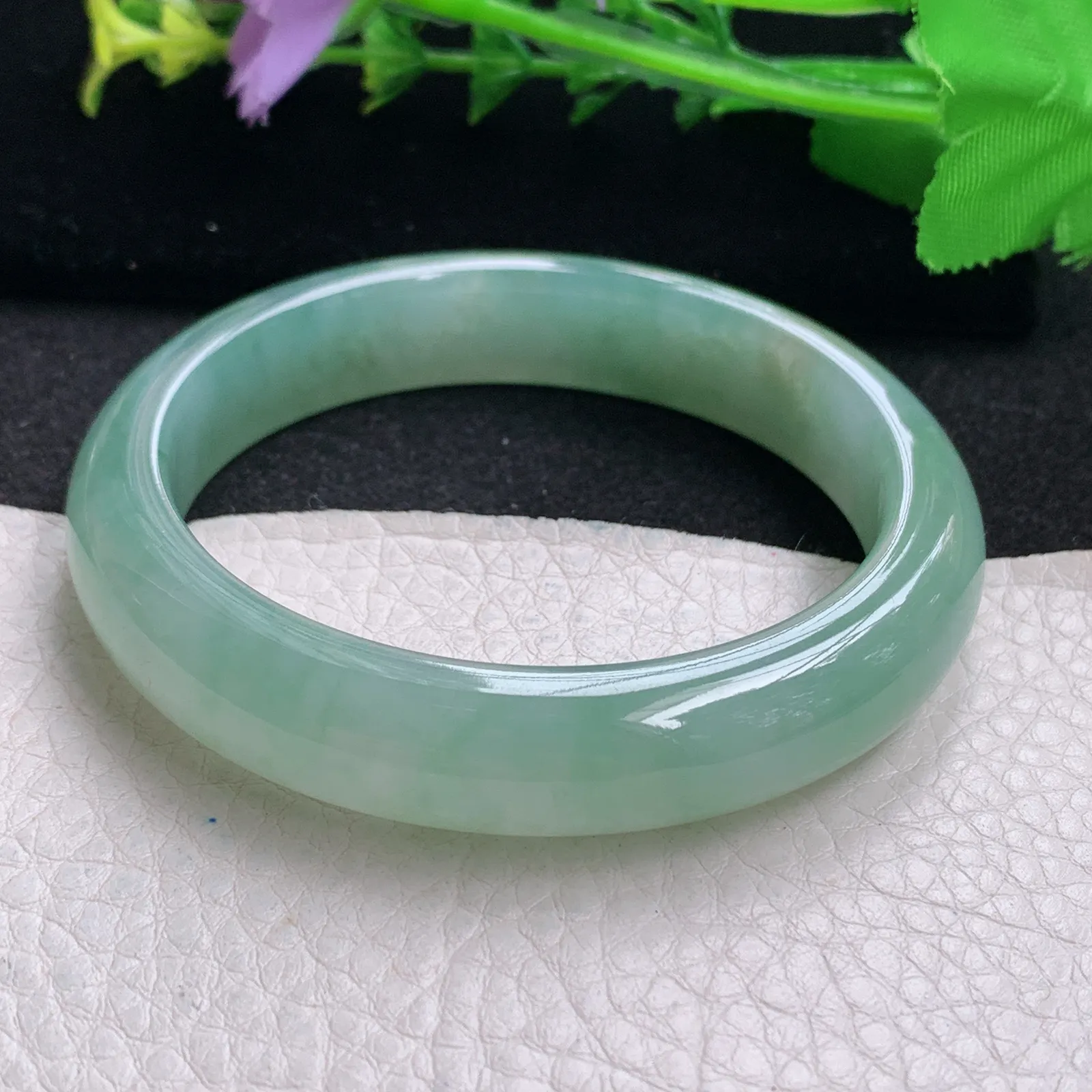 r自然光56*12*8.2平安镯 缅甸翡翠玉手镯冰晴水灵宽边玉手环