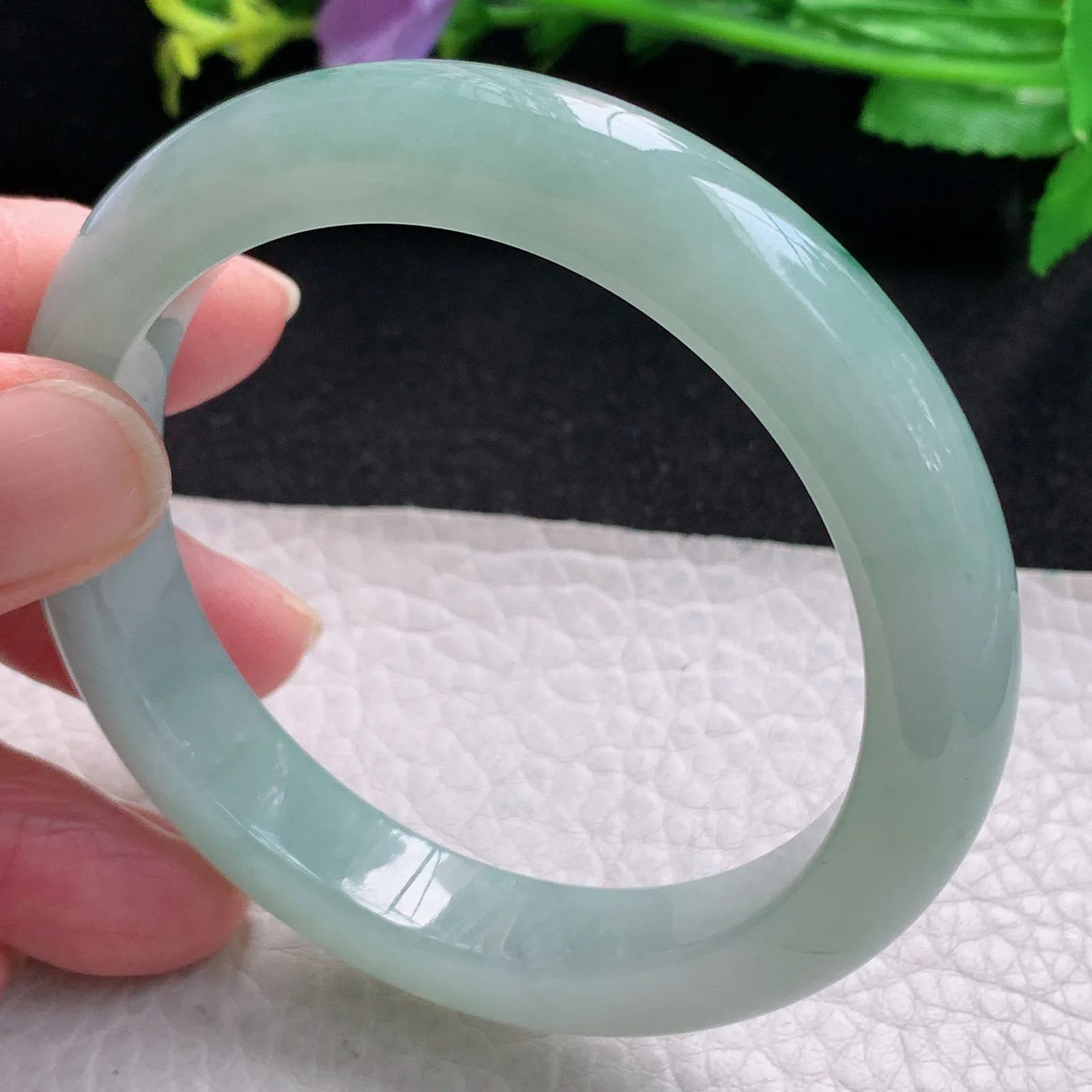 js自然光55.5*10.7*8平安镯 缅甸翡翠玉手镯冰飘花秀气宽边玉手环