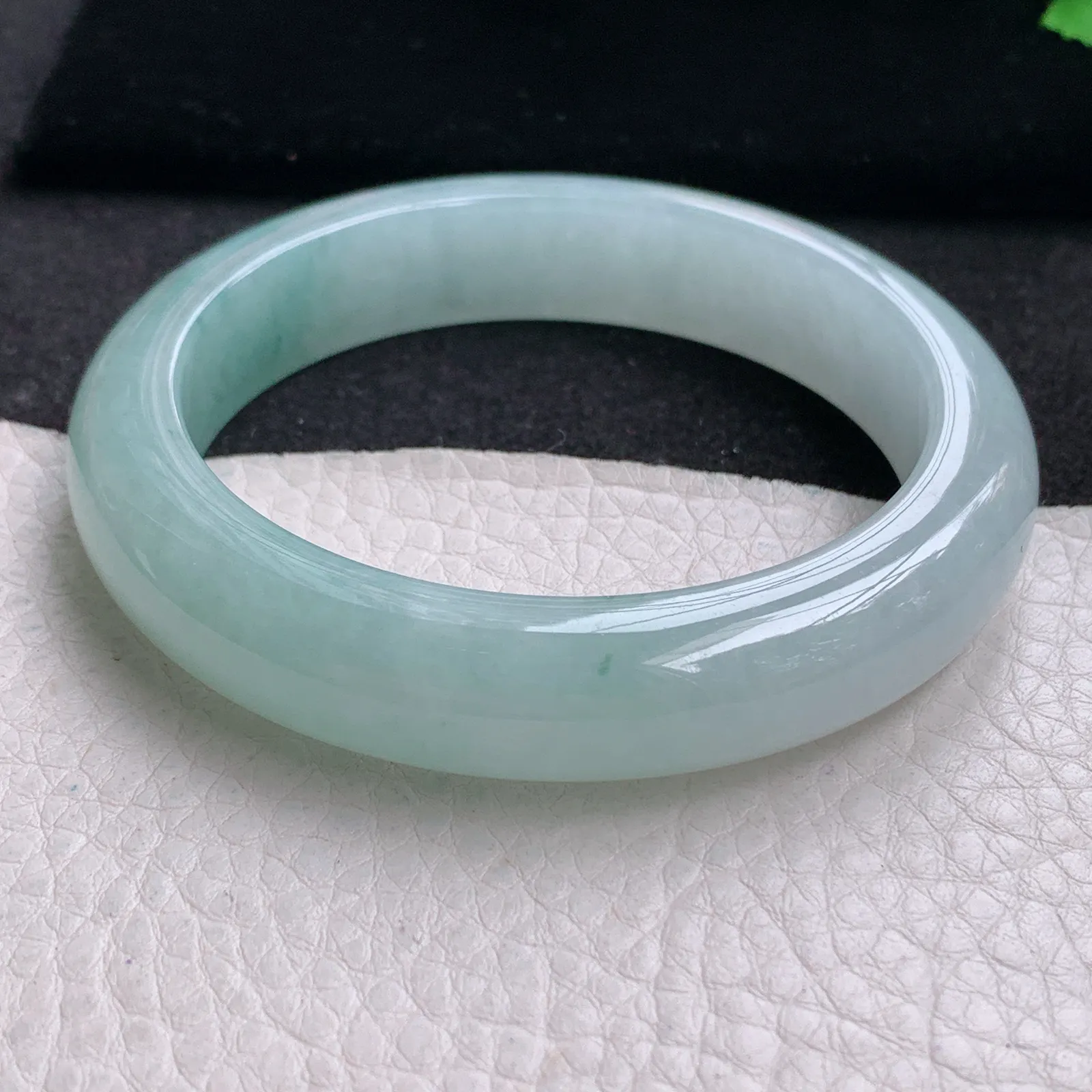 r自然光57*12.5*9平安镯 缅甸翡翠玉手镯冰蓝韵水灵宽边玉手环