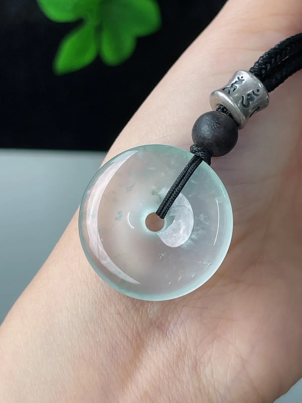 翡翠高冰白色平安扣