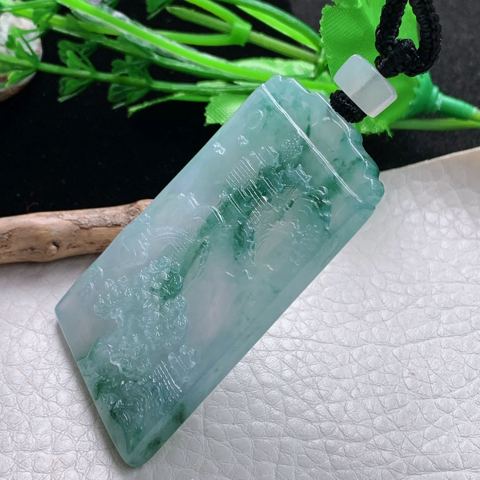 mut自然光58*35.8*5.3天然缅甸翡翠冰飘花山水 大好河山玉吊坠 玉挂件