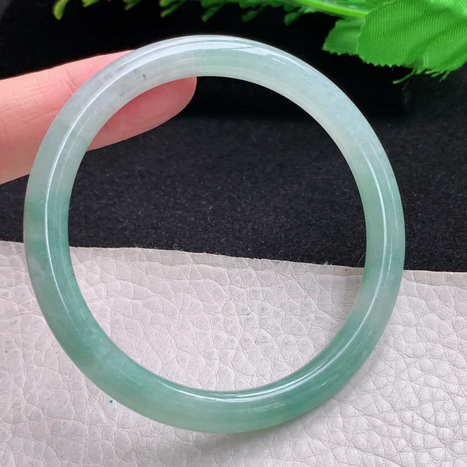 xc自然光57.5*6.2*7.2叮当镯 缅甸翡翠玉手镯半山水圆条玉手环 美人镯