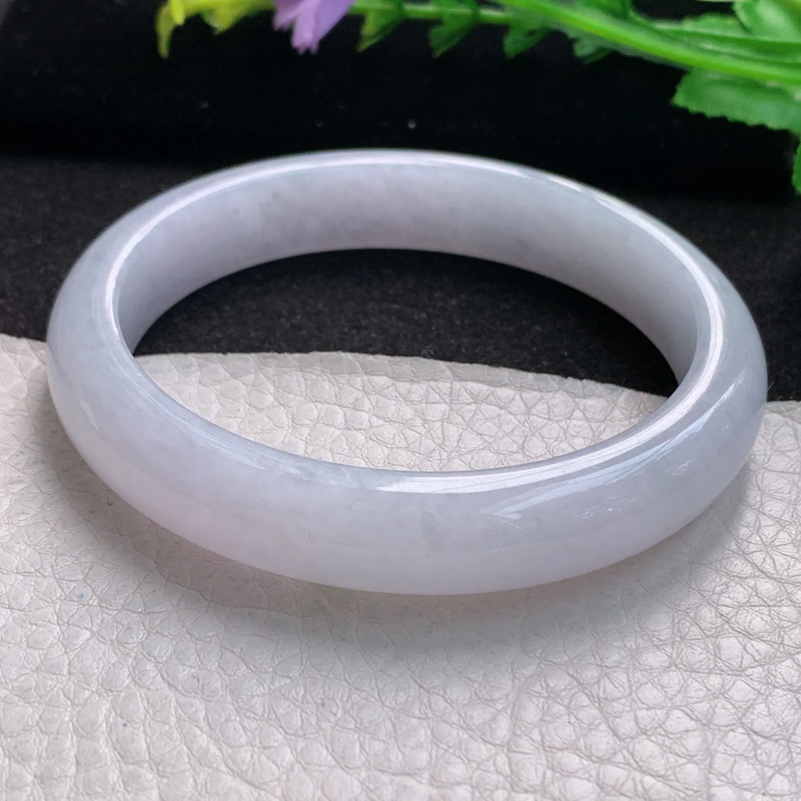 fl大圈口61.5mm平安镯 缅甸翡翠玉手镯白月光纯美宽边玉手环