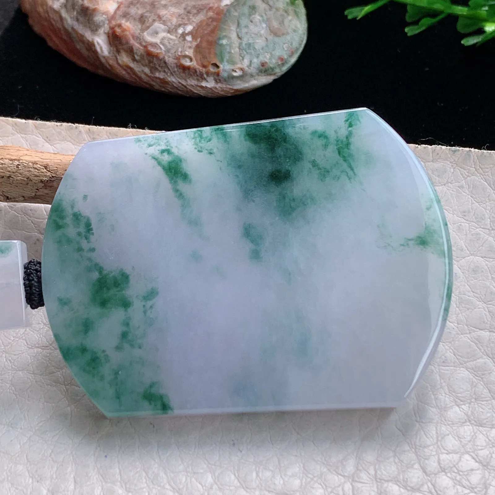 mut自然光55.8*41.8*6.3天然缅甸翡翠冰飘花平安无事牌玉吊坠 玉挂件