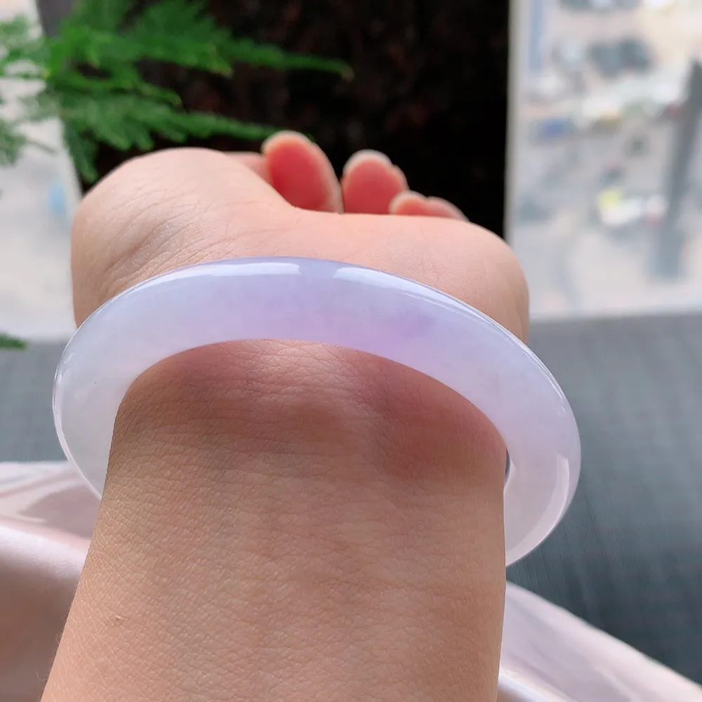 圆条冰紫罗兰 无瑕 尺寸:53.2/9.5/9.2 种色兼备