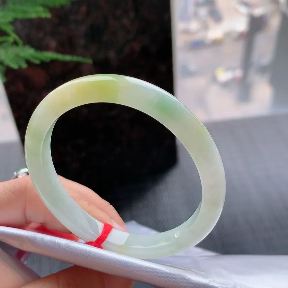 贵妃冰黄加绿 无瑕 尺寸:54.5/49/8.8/7.2 超值