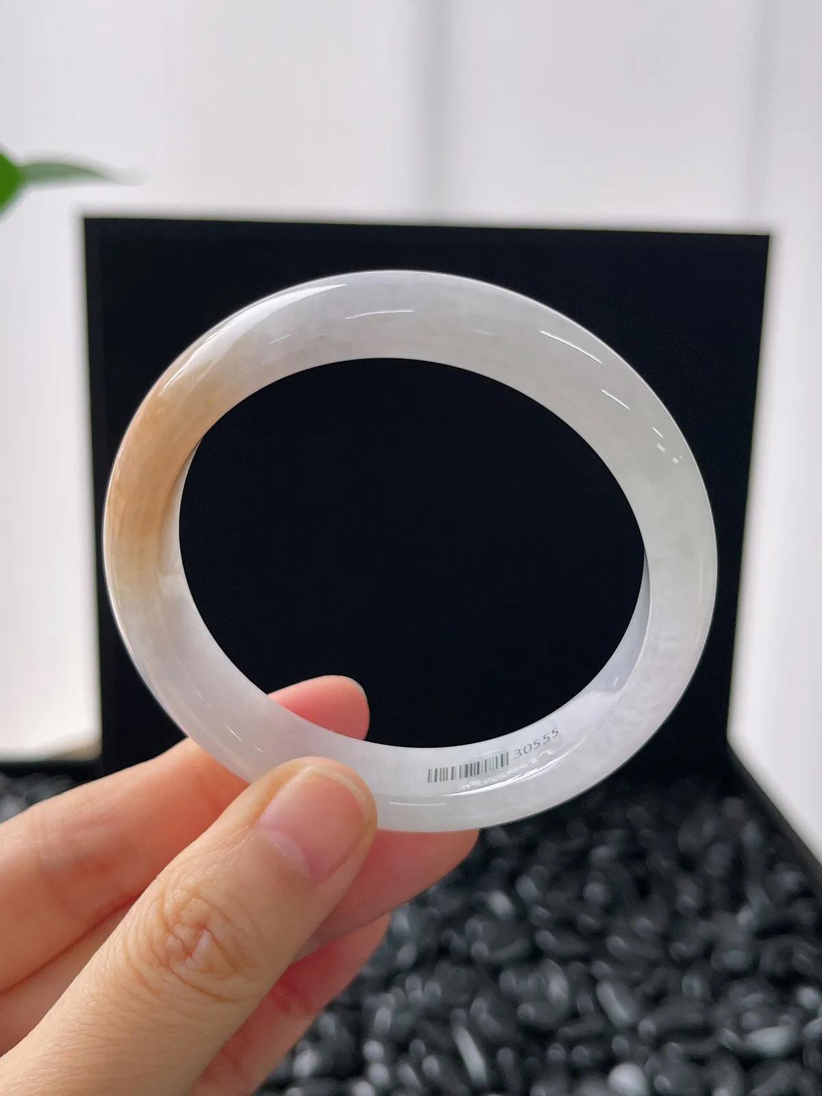 正圈52.6圈口，翡翠冰糯种黄色手镯