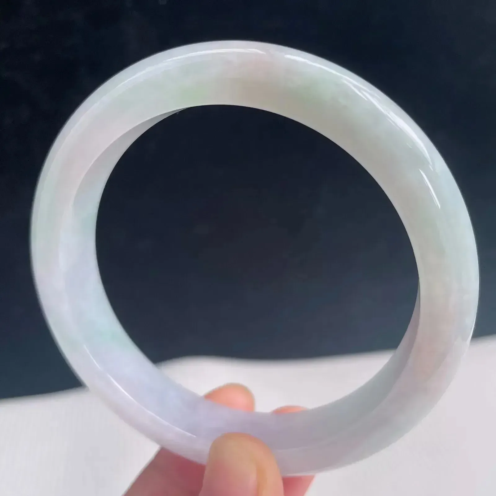 59圈有种有色天然翡翠A货玉手镯好种水浅绿水润手镯 57.68g