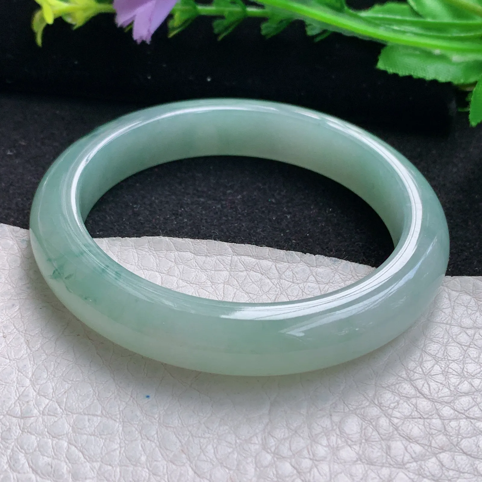 js自然光55.5*10.7*8平安镯 缅甸翡翠玉手镯冰飘花秀气宽边玉手环