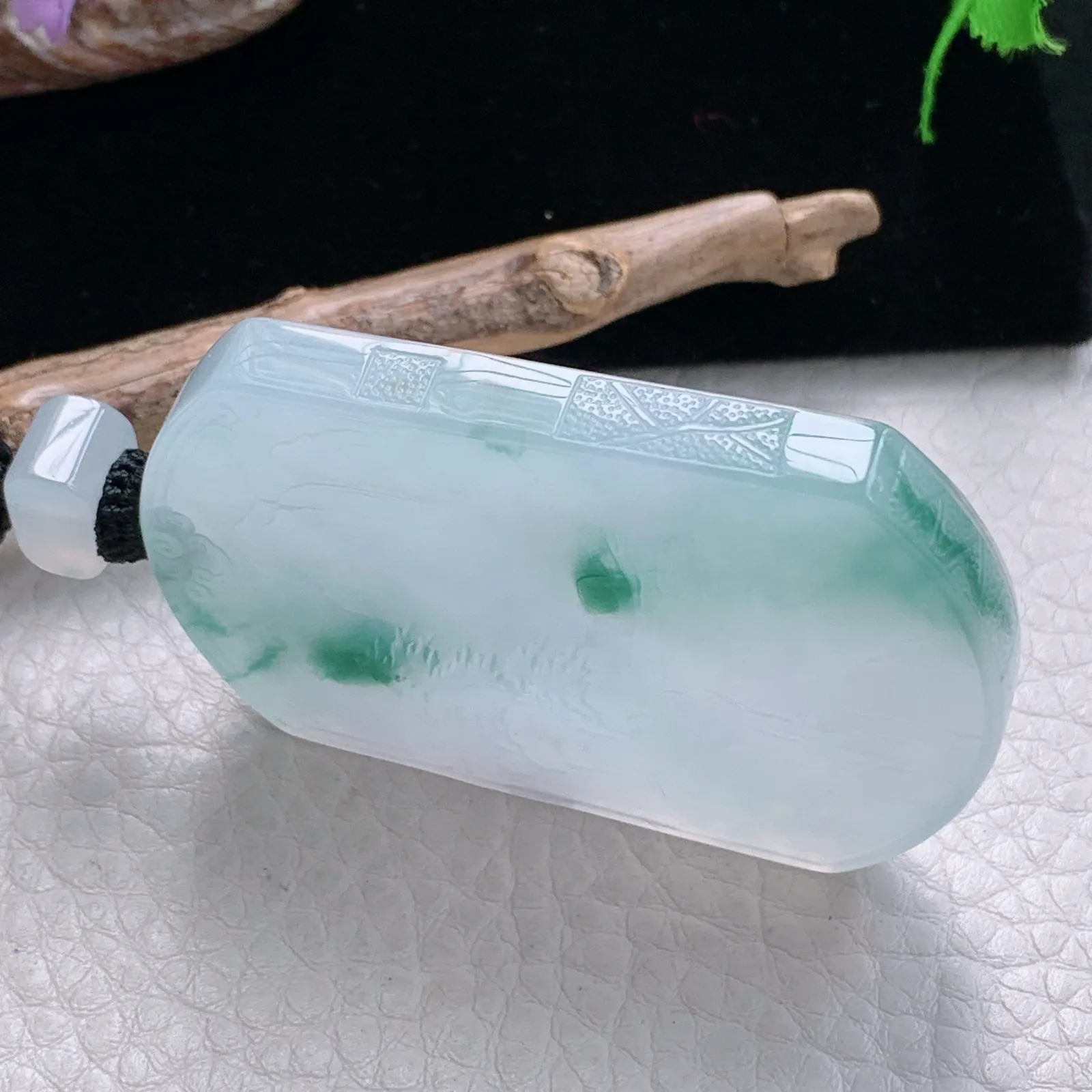 mut自然光55.8*41.5*6天然缅甸翡翠冰飘花浅雕山水牌玉吊坠 玉挂件