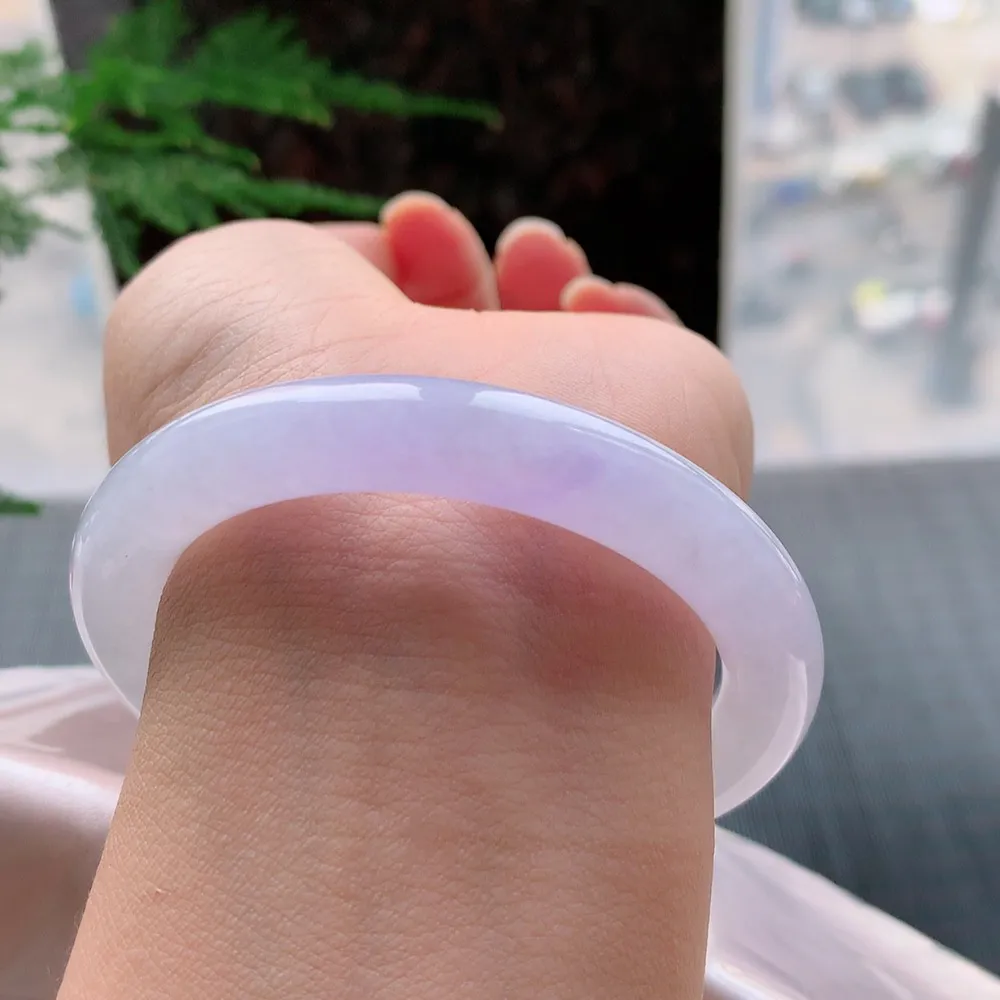 圆条冰紫罗兰 无瑕 尺寸:53.2/9.5/9.2 种色兼备