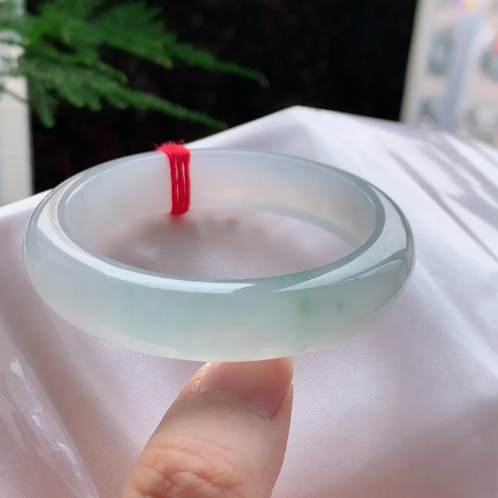 正圈高冰飘花 无瑕 尺寸:53.2/12.9/8.2 起胶感🥰🥰