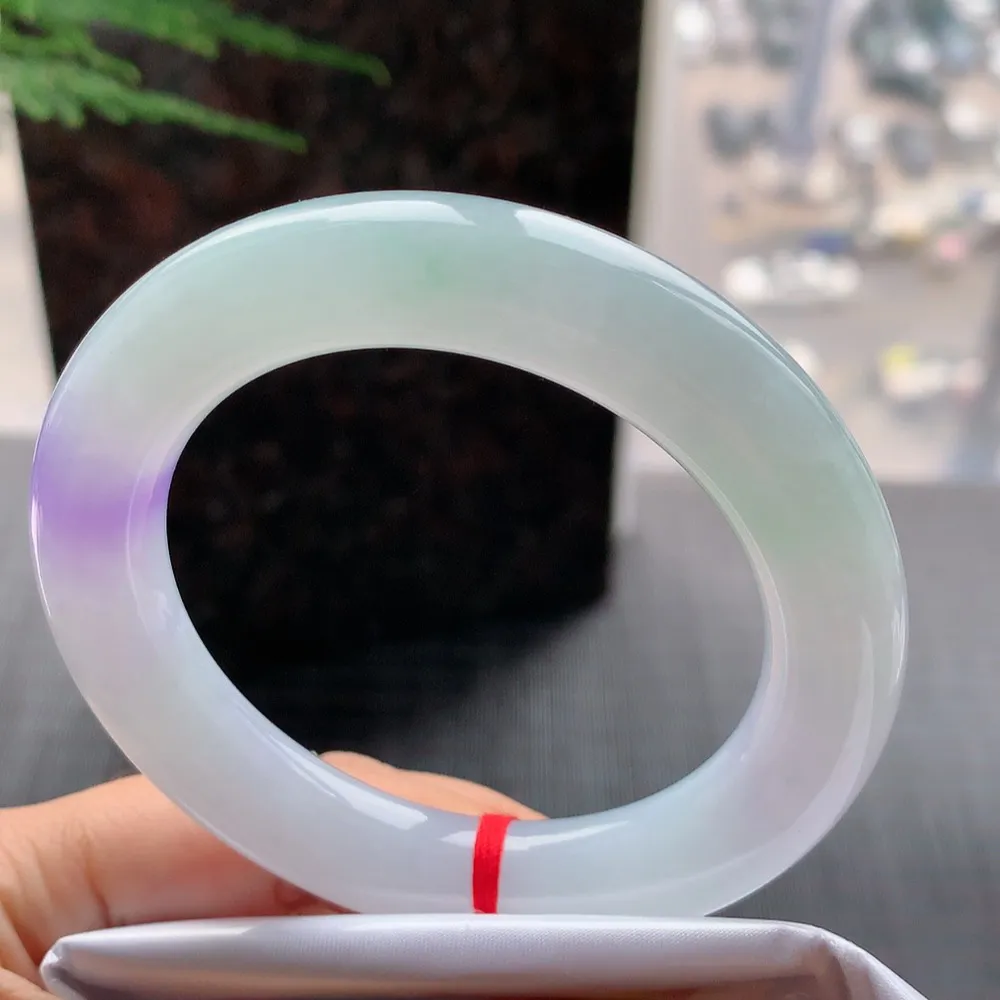 圆条冰春彩 无瑕 尺寸:56.4/11.9 种色兼备