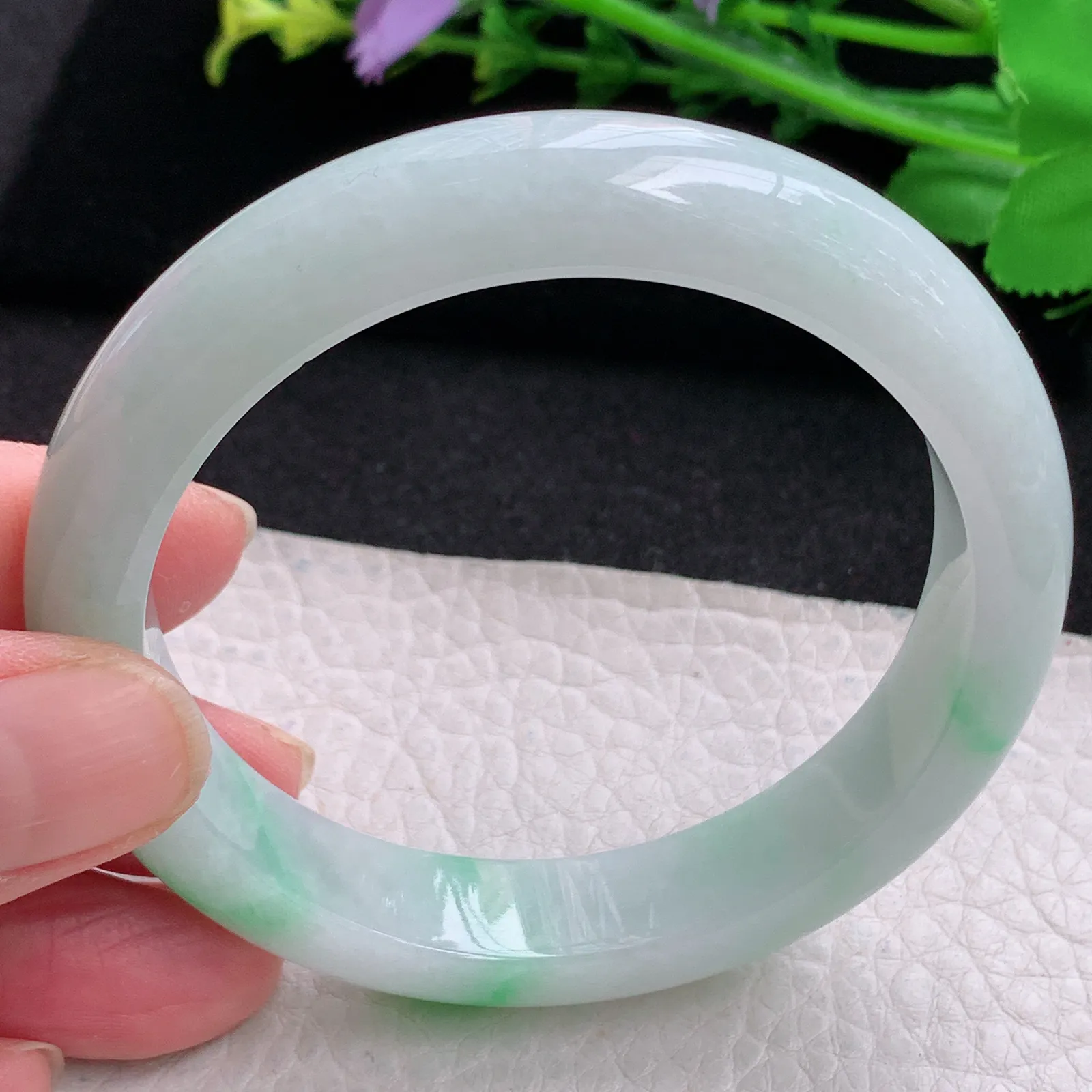 xc自然光56.5*12*8.2平安镯 缅甸翡翠玉手镯飘阳绿宽边玉手环 美人镯