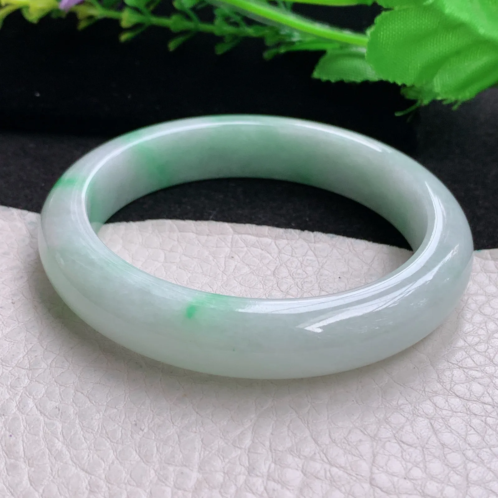 xc自然光56.5*12*8.2平安镯 缅甸翡翠玉手镯飘阳绿宽边玉手环 美人镯