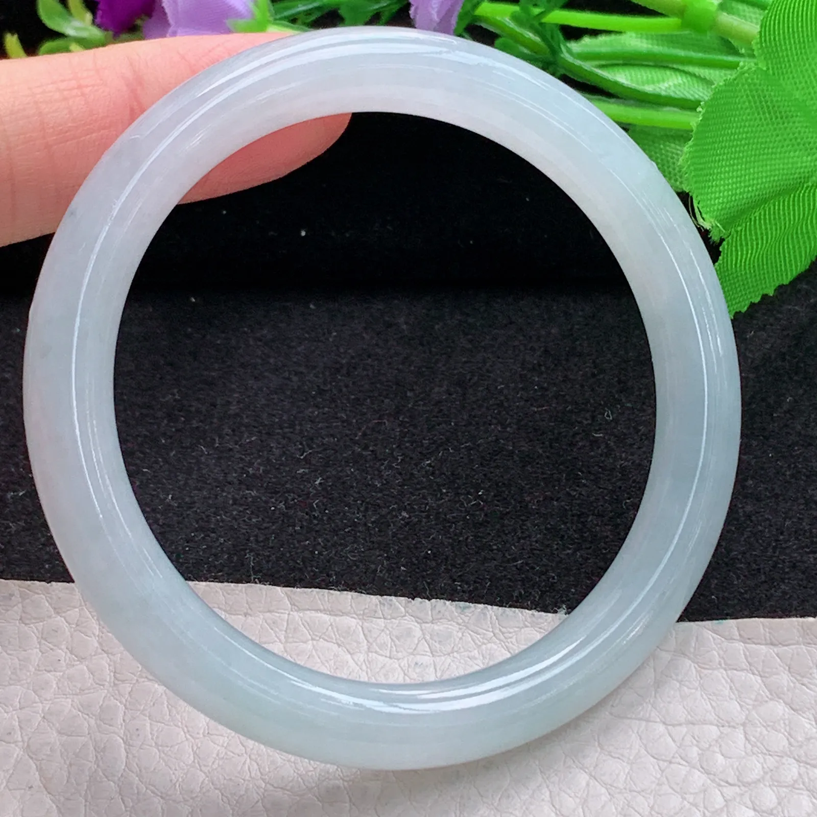 xx自然光55*8.5*8叮当镯 缅甸翡翠玉手镯冰纯白月光圆条玉手环 美人镯