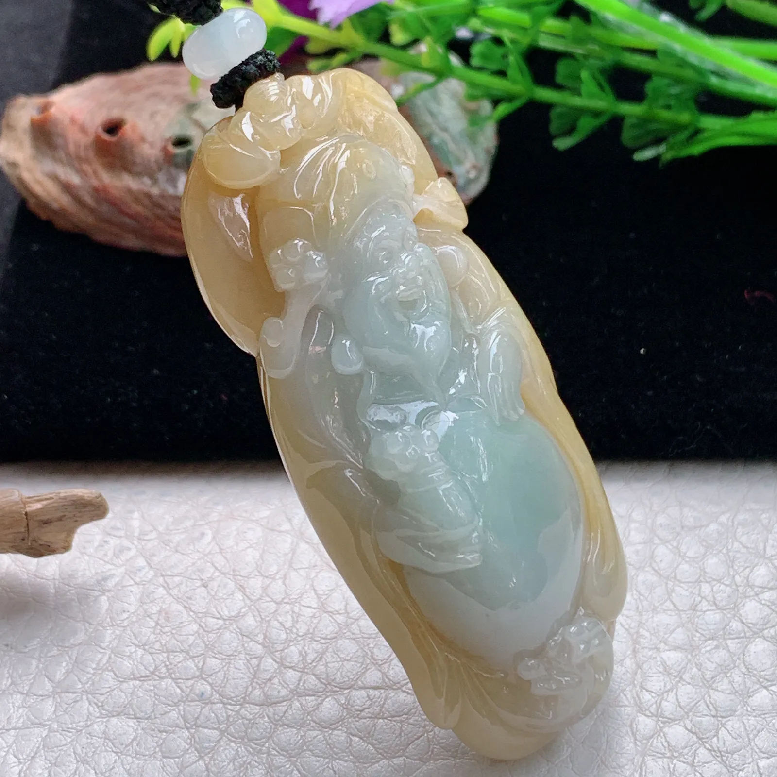 mut自然光65*28.5*13.6天然缅甸翡翠双伞财神爷玉吊坠 玉挂件